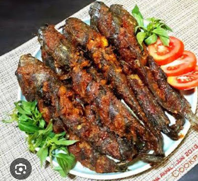 Ayam Bakar dan Goreng "Dhe Nung"