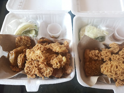 Ayam Bakar & Kremes Si Mogi