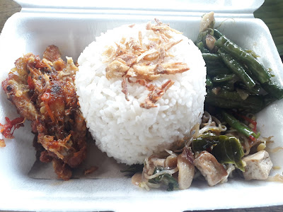 Ayam dan Susu Kedai