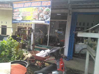 AYAM GEPREK SETIA