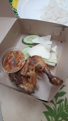Ayam Gepuk Pak Gembus Cilacap