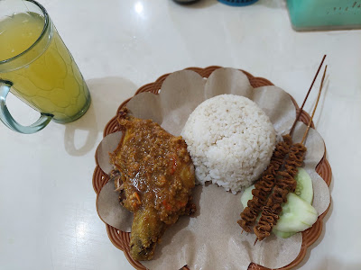 Ayam Gepuk Pak Gembus