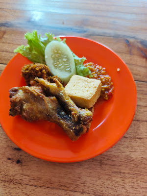 Ayam Goreng & Bakar Mba Fitri