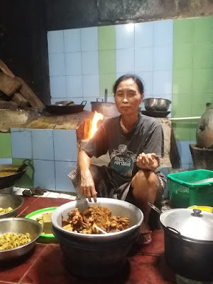 Ayam Goreng Bu Ripah