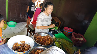 Ayam Goreng Sura