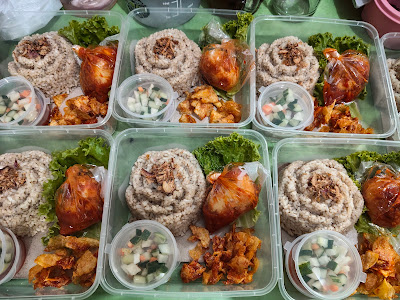 Ayam Kremes dan Nasi Kebuli AI 5758