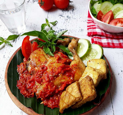 AYAM PENYET BAROKAH