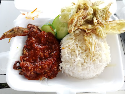 AYAM PENYET Kang Harry