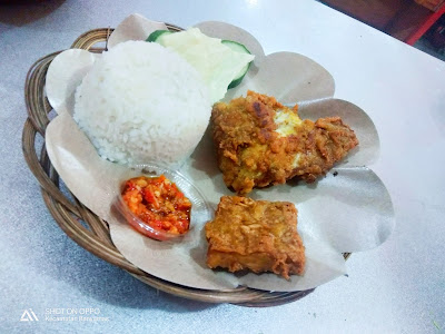 Ayam Penyet Sambel Bawang