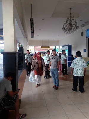 KANTOR MOBIL DRIVER ONLINE AGUS LAMPUNG