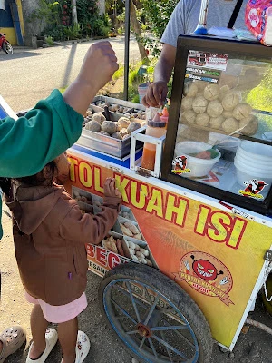 Pentol Kuah Isi Begal