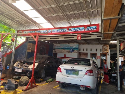 Bengkel Mobil LANCAR JAYA