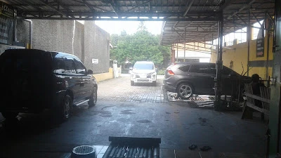 Cuci Motor dan Mobil I Clean