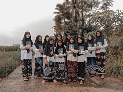 PONDOK PESANTREN NURUL HIDAYAH LIMPAKUWUS |PP QOTRUL GHOITS