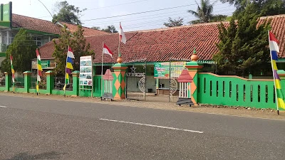 MI Ma'arif 11 Pucung Kidul