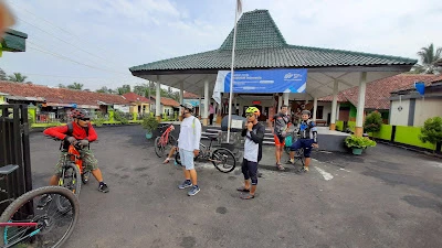 Kantor Desa Cikembulan