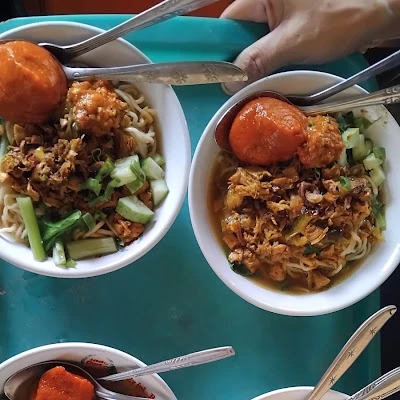 Bakso & Mie Ayam "Bujangan"