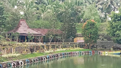 Warung JOGLO JN