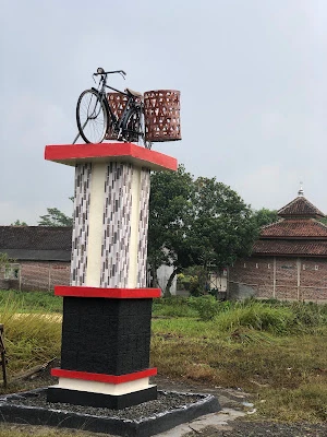 Kantor Balai Desa Pliken