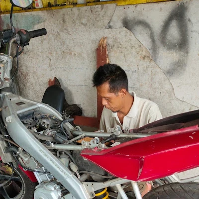 Lebak Motor