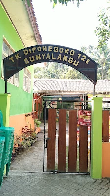 MI MA'ARIF NU SUNYALANGU