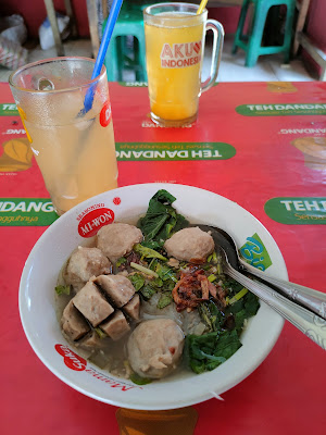 Bakso dan Mie ayam Bu Ati