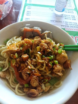 Bakso dan Mie Ayam Jenk Uchi