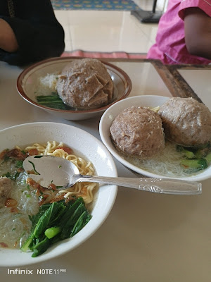 Bakso dan mie ayam mantep kalikudi