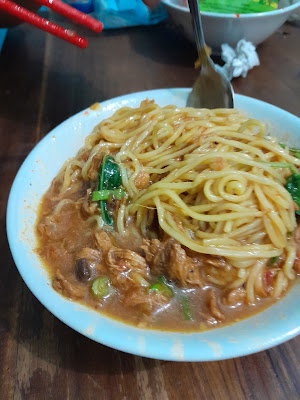 Bakso dan sop iga suyatno