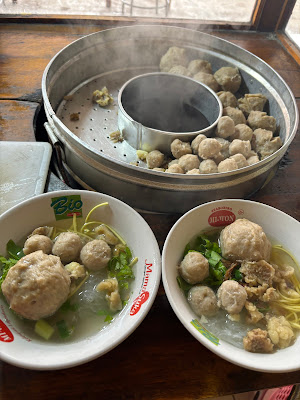 Bakso idaman (bakso tetelan dan iga)