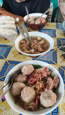 Bakso Mbah Man ( Pak Endut )