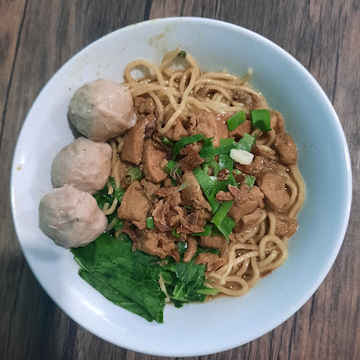 Bakso & Mie Ayam Gendhuk