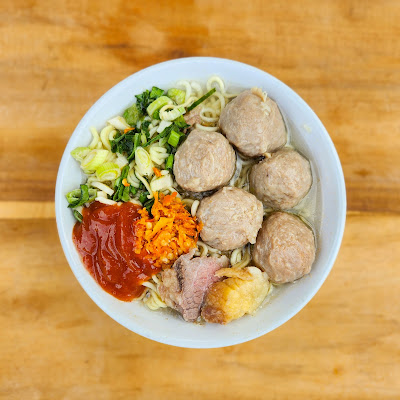 BAKSO & MIE AYAM KAUMAN 88
