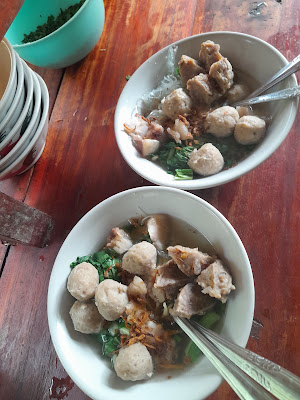 Bakso & Mie ayam Pak Gondrong " MAS MAHESYA "