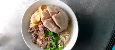 Bakso pangsit
