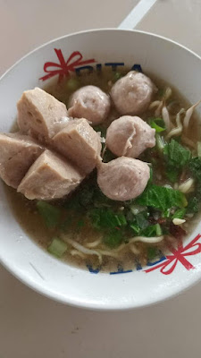 Bakso pojok pak dhe