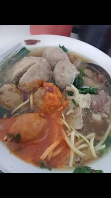 Bakso Tiga Sodara (Three brothers meatballs)
