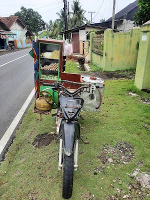 Bakso tusuk mang anggi