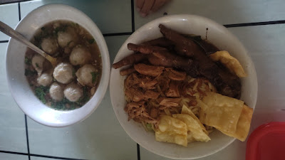 Bakso UMARI dan mie ayam