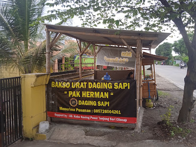 BAKSO URAT DAGING SAPI "PAK HERMAN"
