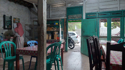 bapak kanim warung makan