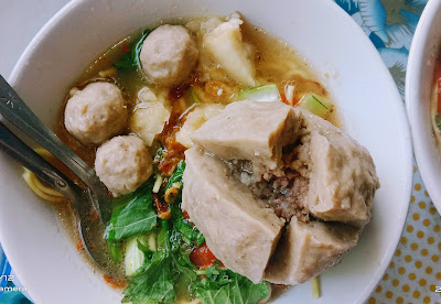 Baso Ampar meja