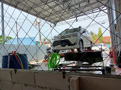 Familly Car Wash