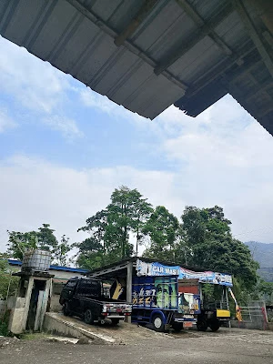 Cucian Mobil Aung