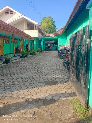 SMA Diponegoro 1 Purwokerto
