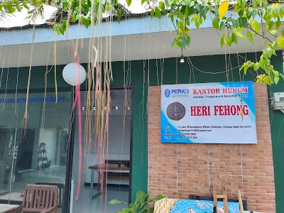 Kantor hukum & advokat Heri Fehong