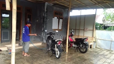 Toko Gas & Cuci Motor