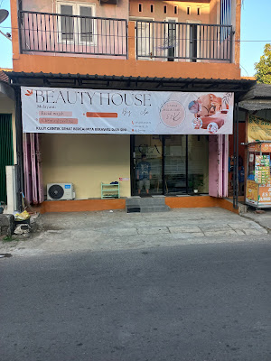 Beauty house by ; cla
