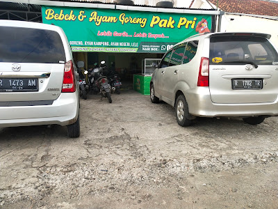 Bebek Ayam Goreng Pak Pri