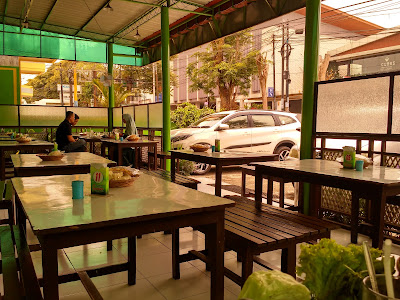 Bebek & Ayam Kampung "KEDAI DUA EMPAT"